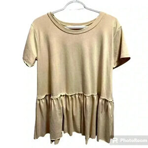 Entro oversized T-shirt  Peblum Top in tan Size Medium Women’s